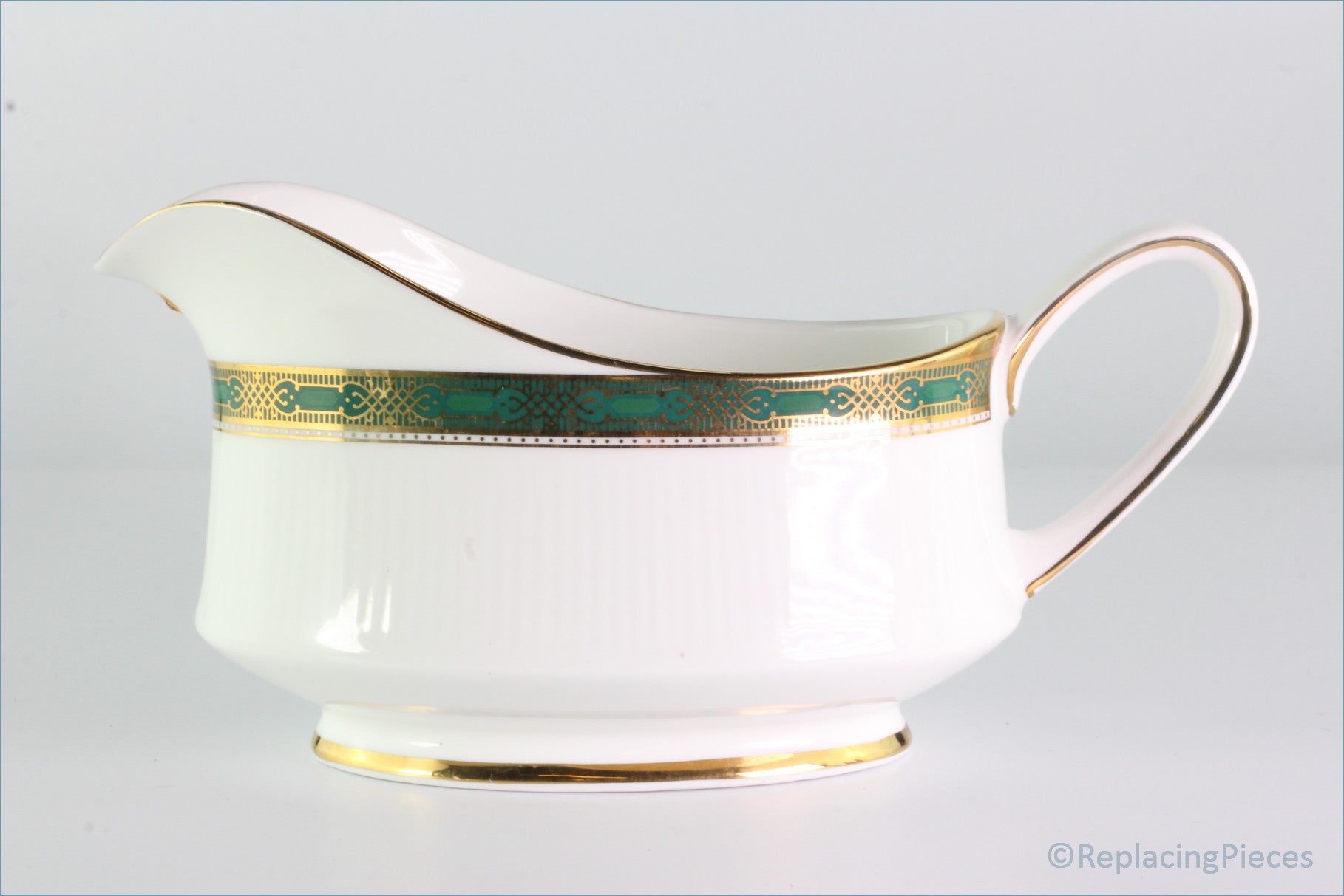 Paragon/Royal Albert - Elgin - Gravy Boat