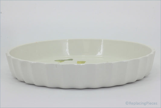 Portmeirion - Pomona - 11" Flan Dish (L'Imperatrice Plum) - White ceramic dish on a light gray background