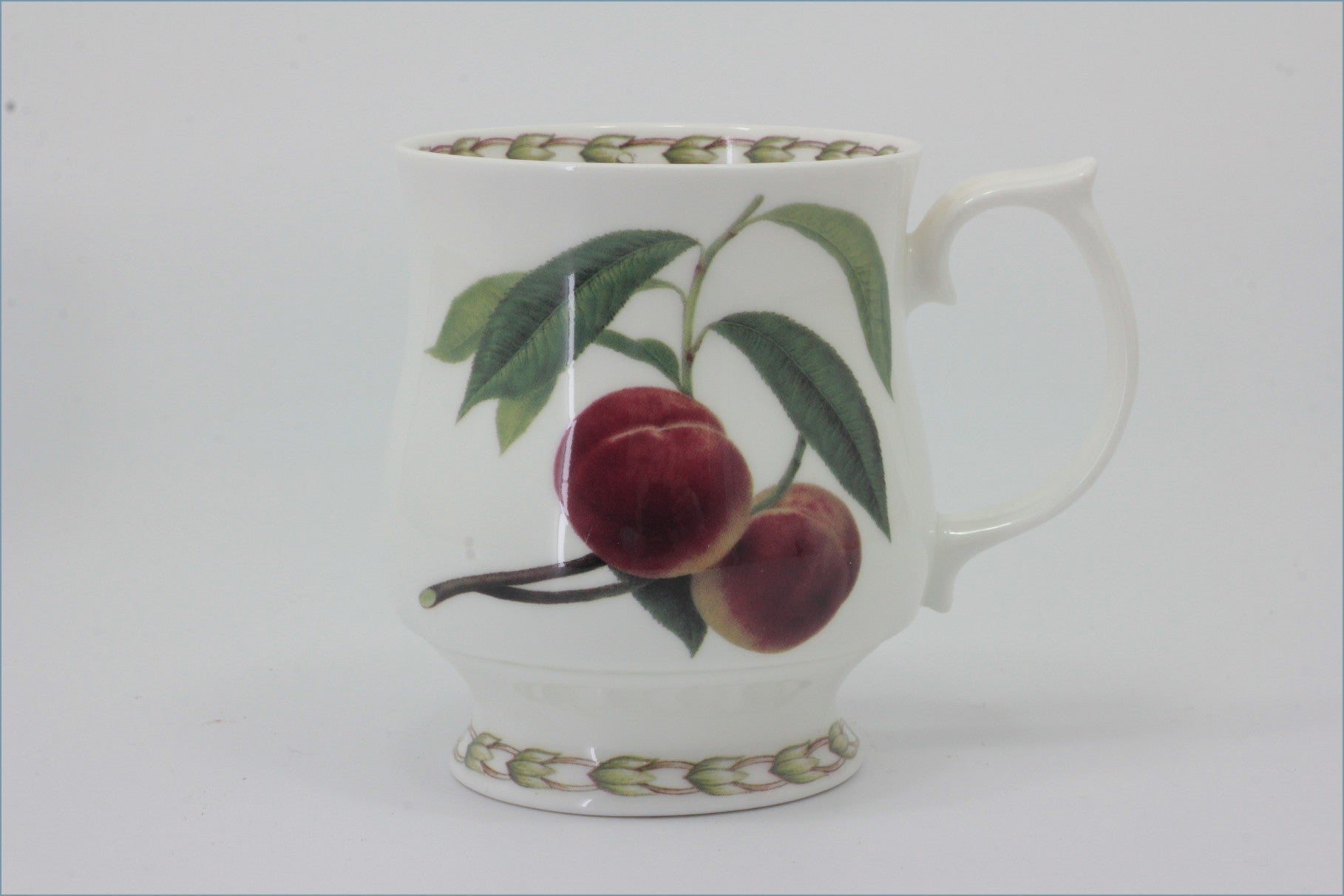Queens - Hookers Fruit - Mug (Peach)