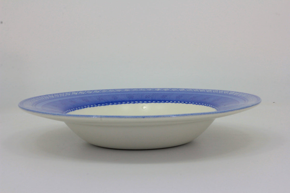 Queens Out Of The Blue 9" Rimmed Bowl