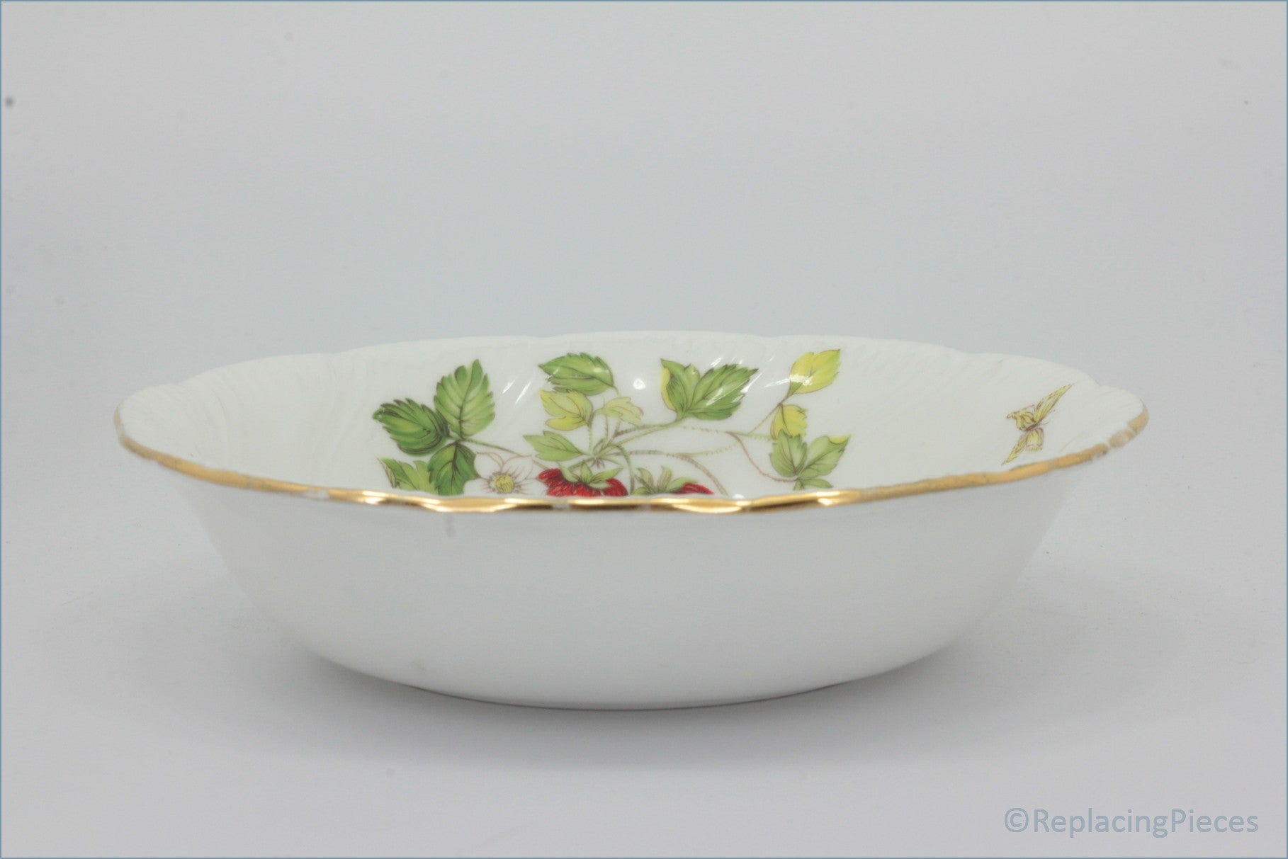 Queens - Virginia Strawberry - Cereal Bowl (Swirl Rim)