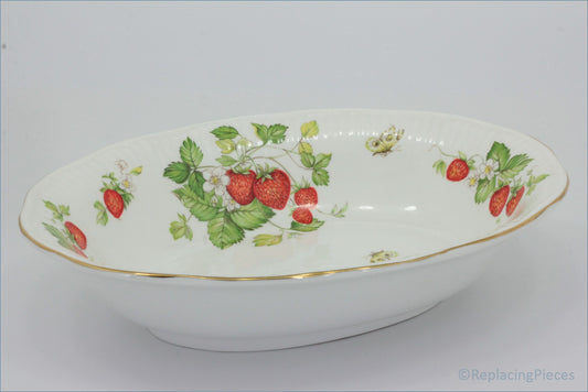 Queens - Virginia Strawberry - Open Vegetable Dish (Ribbed Rim)