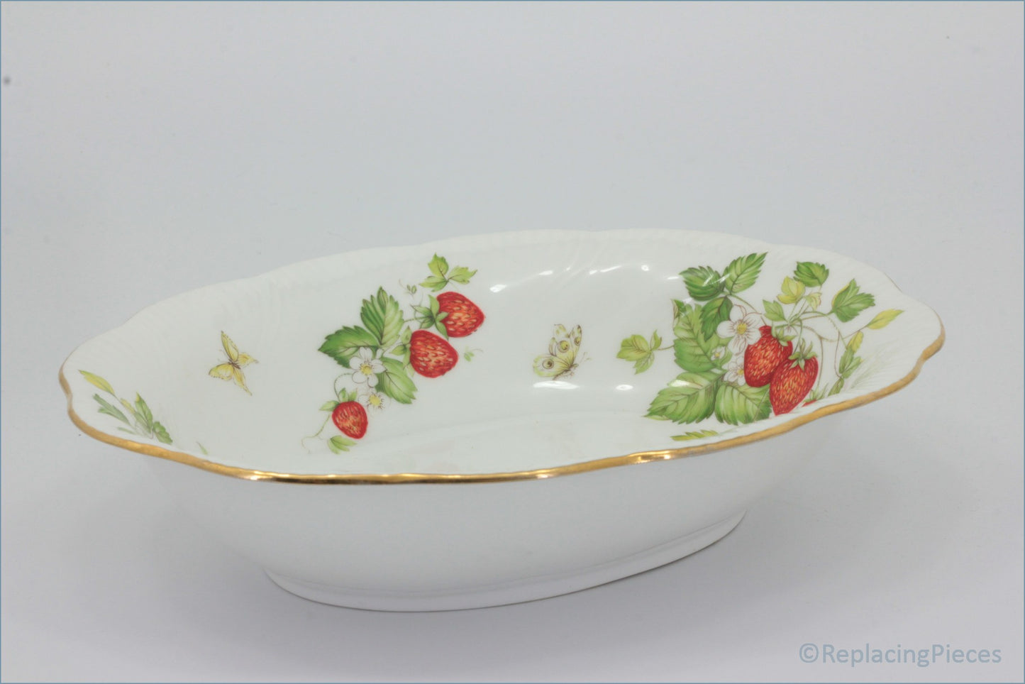 Queens - Virginia Strawberry - Open Vegetable Dish (Swirl Rim)