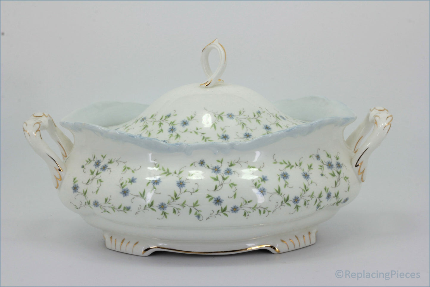 Royal Albert - Caroline - Lidded Vegetable Dish