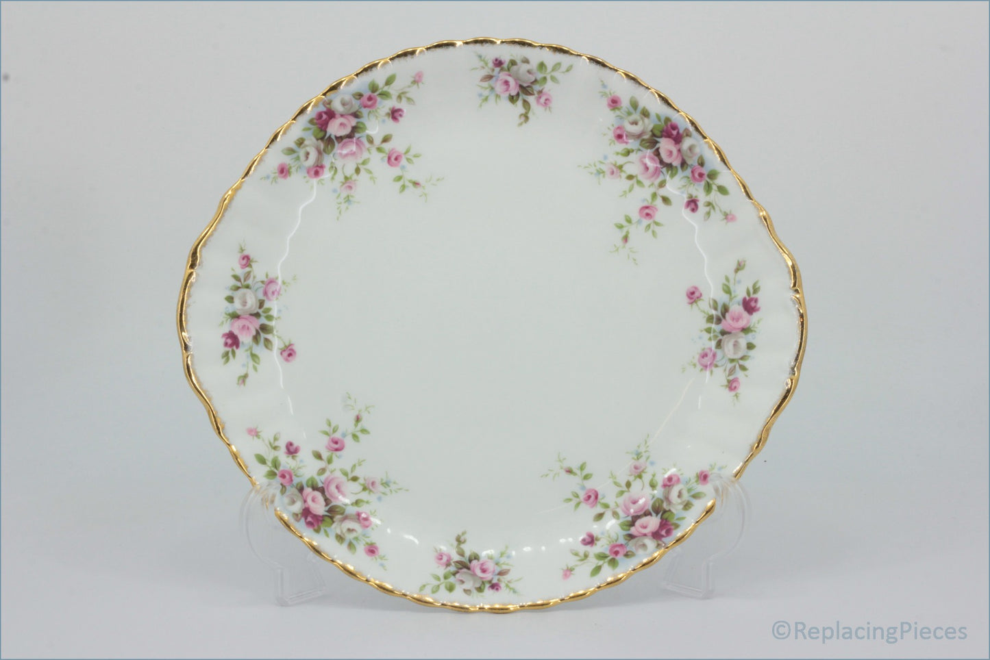 Royal Albert - Cottage Garden - Bread & Butter Serving Plate - Decorative ceramic plate with floral pattern on a plain background