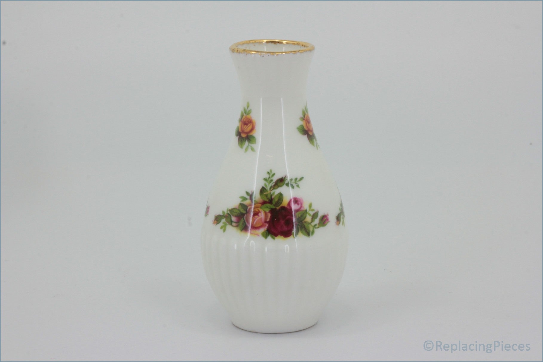 Royal Albert - Old Country Roses - 4 1/4" Tall Bulbous Vase 