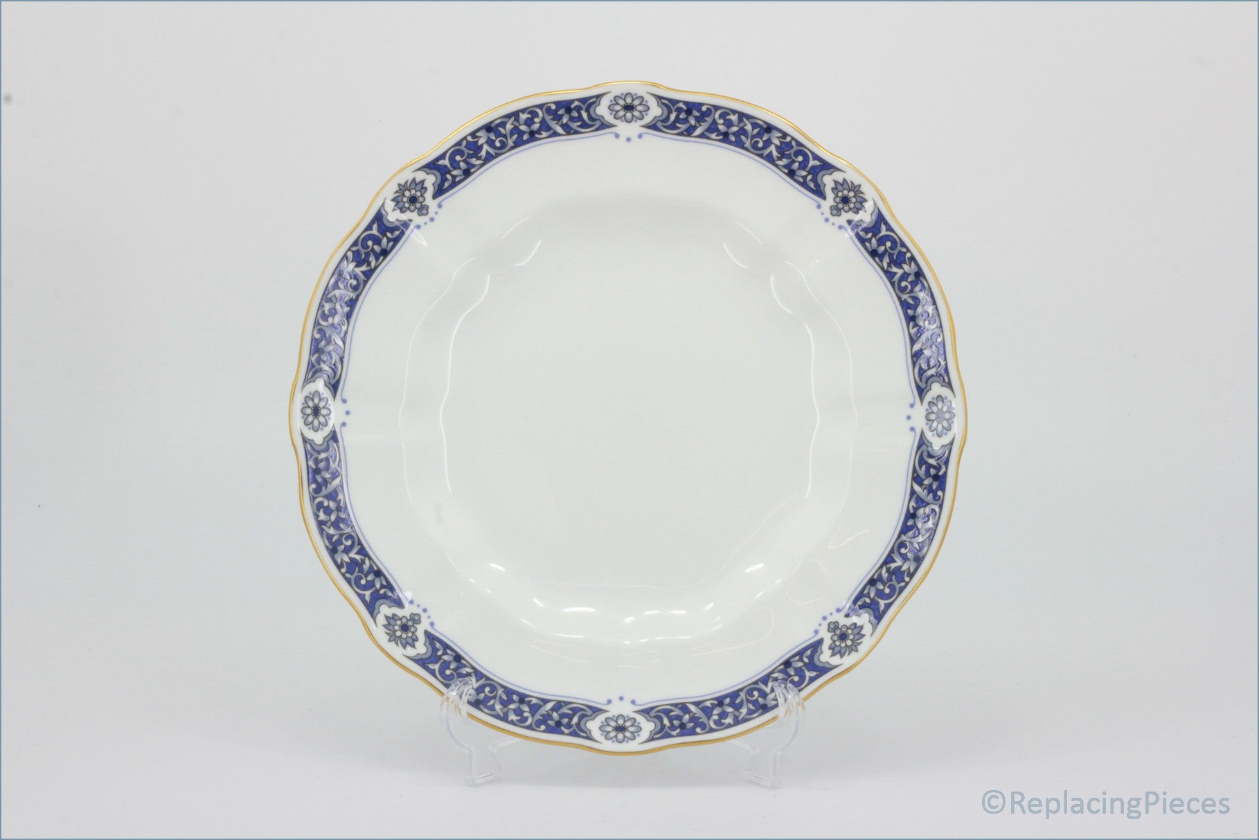 Royal Crown Derby - Milldale (A1326) - 8 1/2" Salad Plate