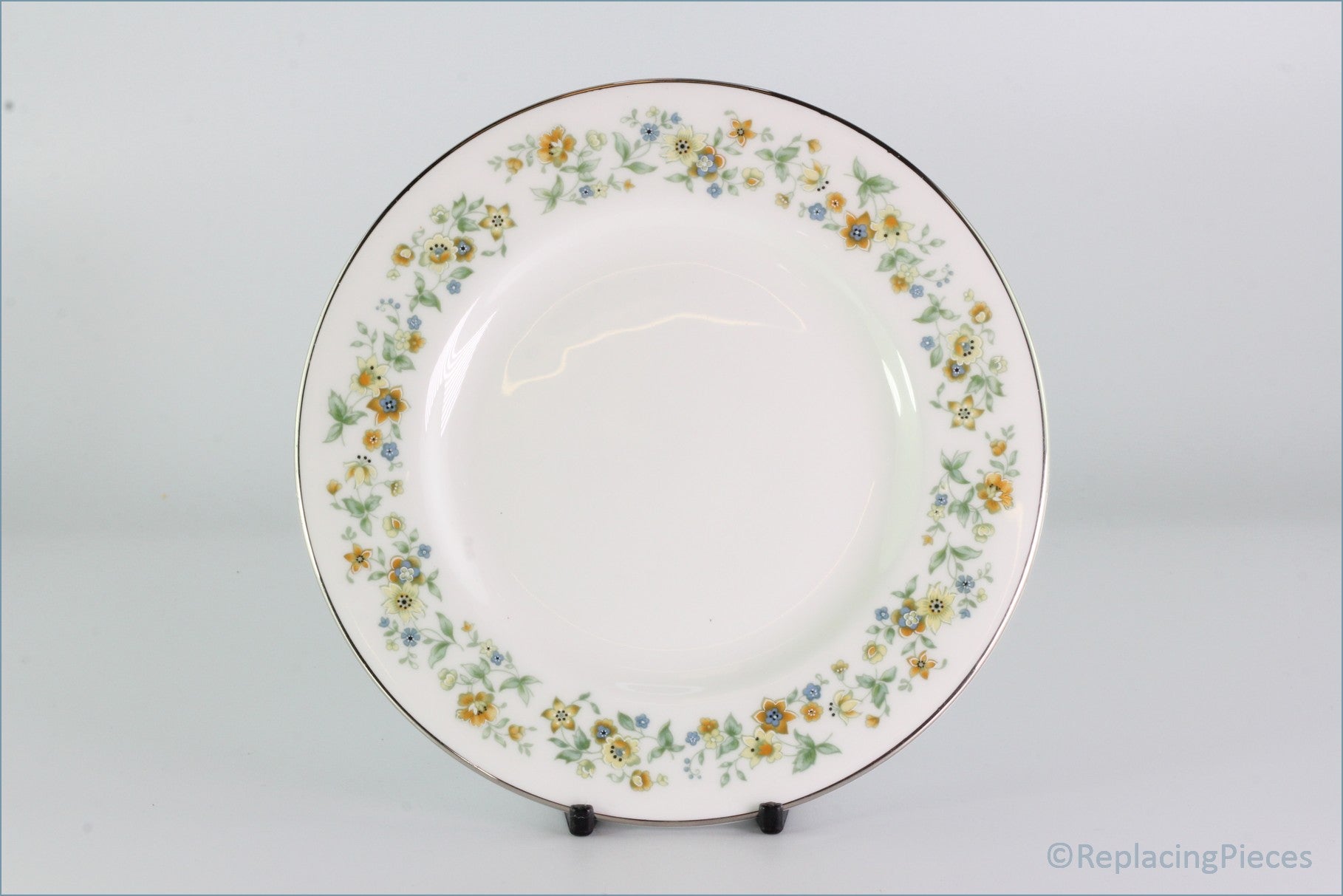 Royal Doulton - Ainsdale - 6 1/2" Side Plate