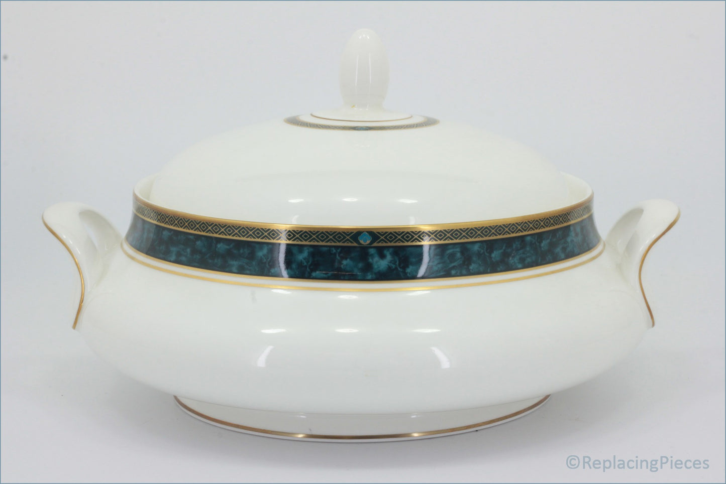 Royal Doulton - Biltmore (H5189) - Lidded Vegetable Dish