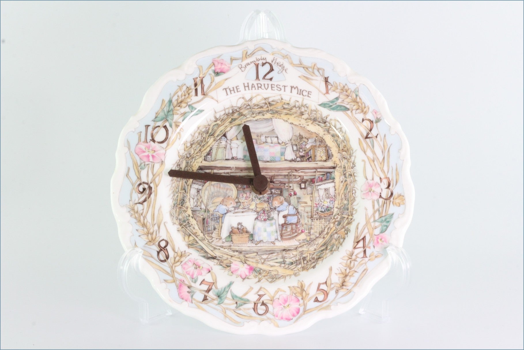 Royal Doulton - Brambly Hedge - Wall Clock - The Harvest Mice