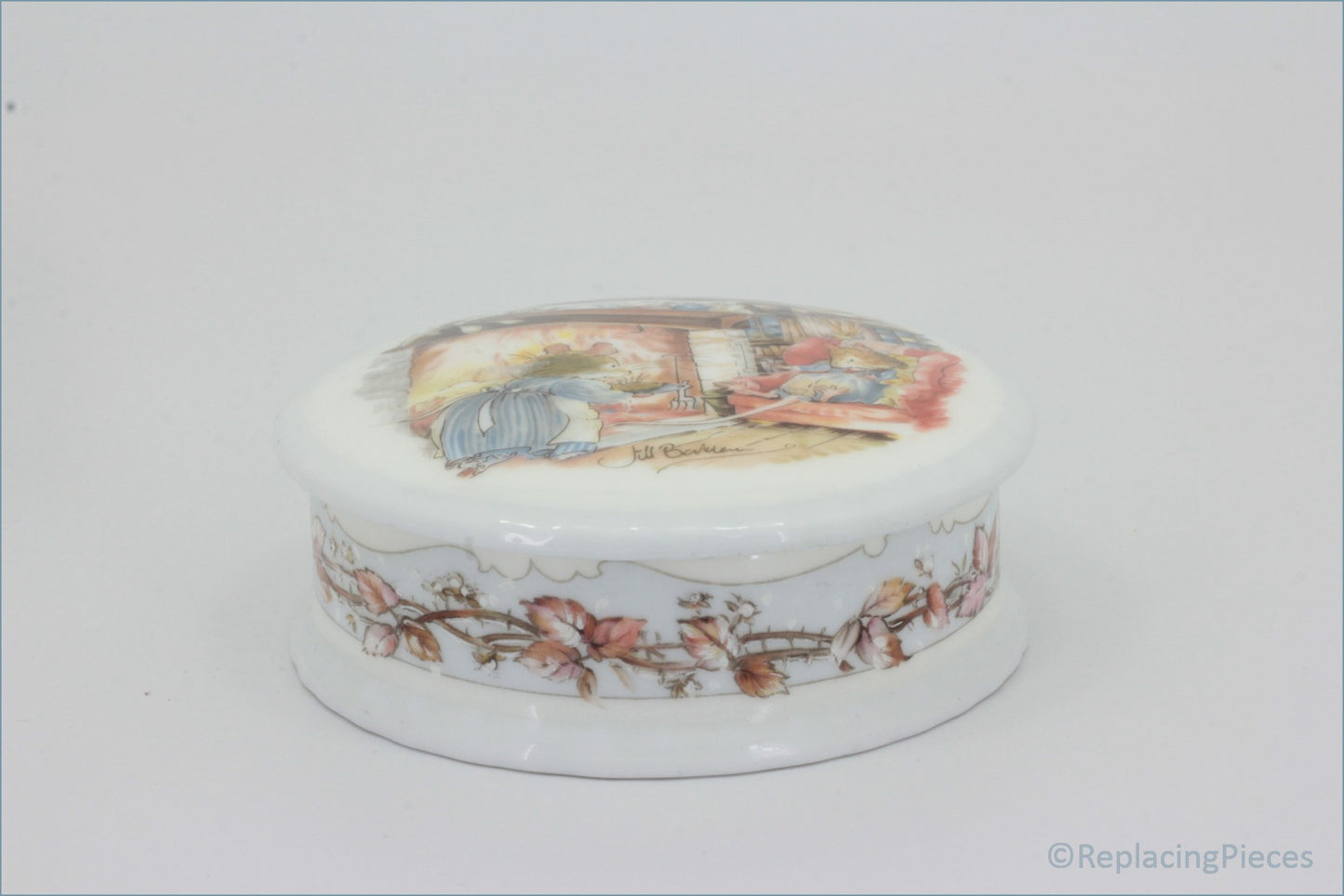 Royal Doulton - Brambly Hedge - Lidded Box (Winter)
