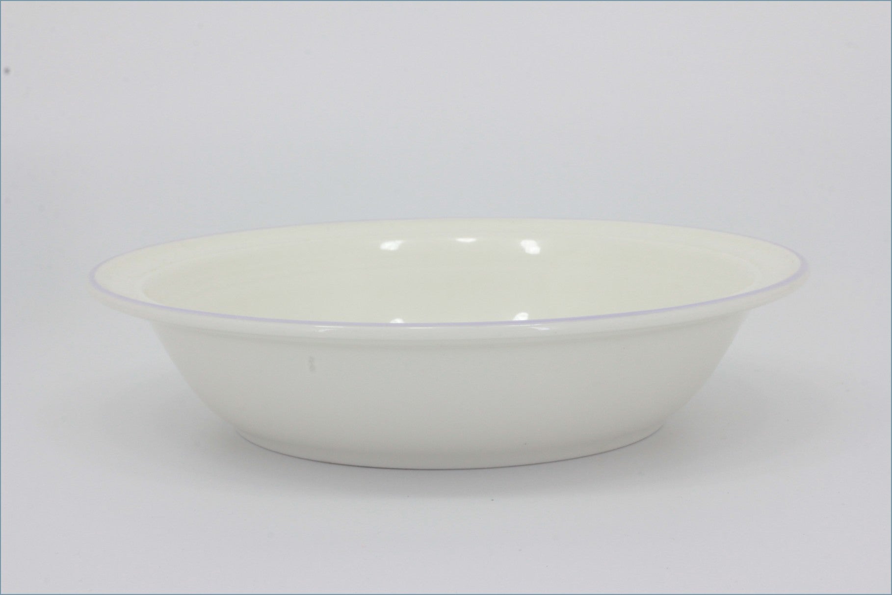 Royal Doulton - Chelsea (LS1055) - 7 5/8" Soup Bowl