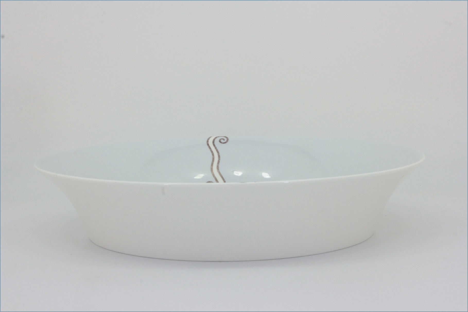 Royal Doulton - Fusion (Frivolous Blue) - 13 1/8" Salad Bowl