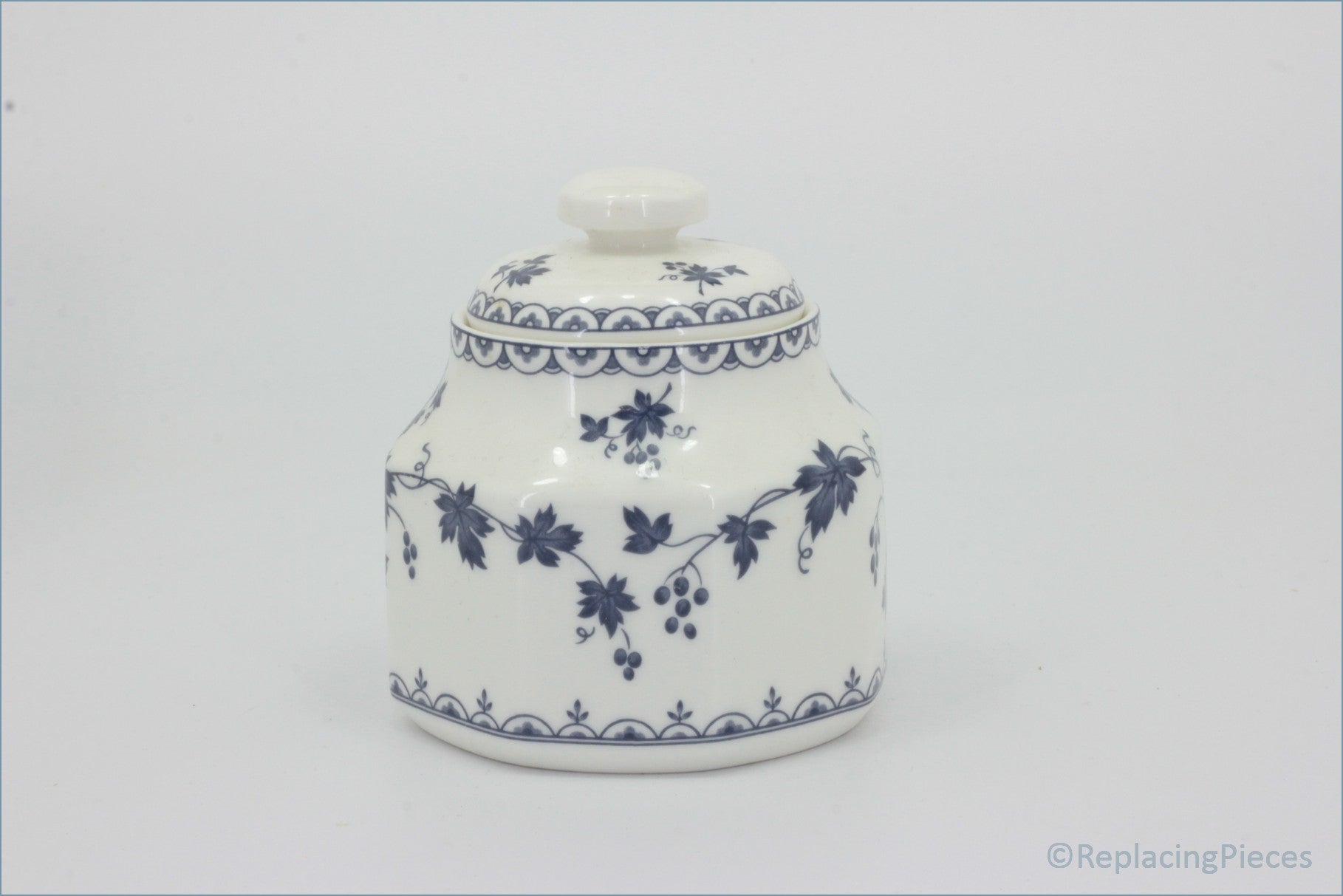 Royal Doulton - Hartford (LS1085) - Lidded Sugar Bowl - White ceramic sugar bowl with blue floral patterns on a white background