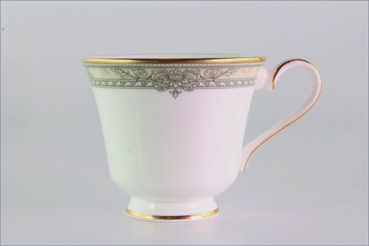 Royal Doulton - Isabella (H5248) - Teacup