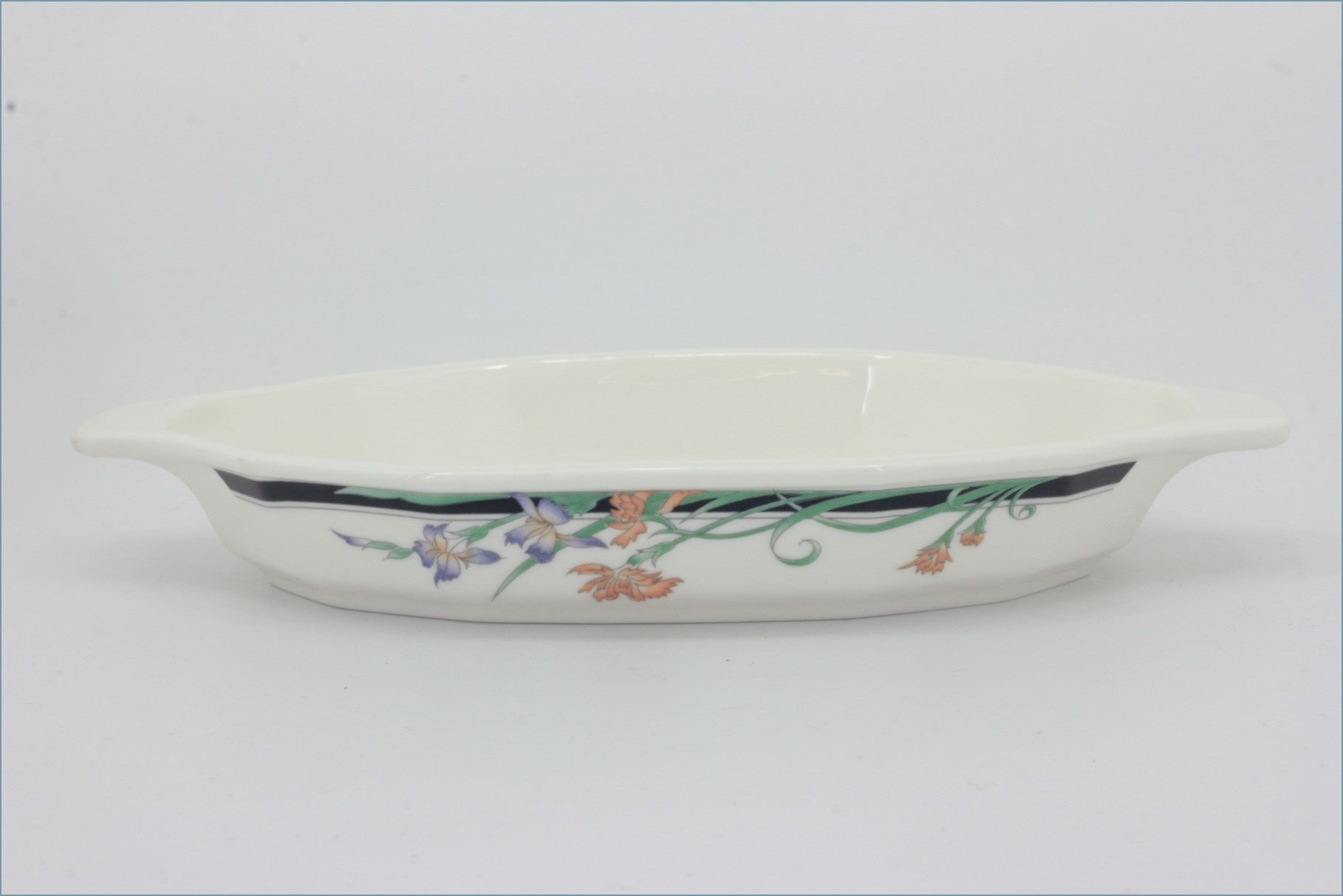 Royal Doulton - Juno - 6 7/8" Entree Dish