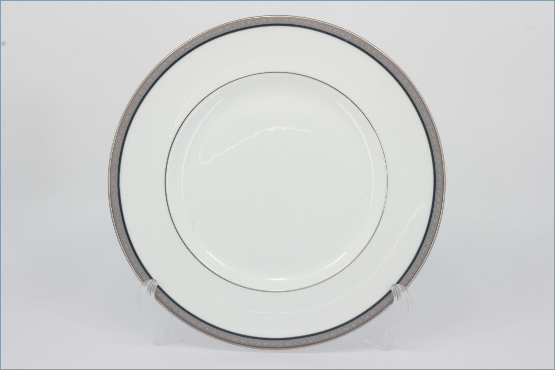 Royal Doulton - Legacy H5300 - Dinner Plate