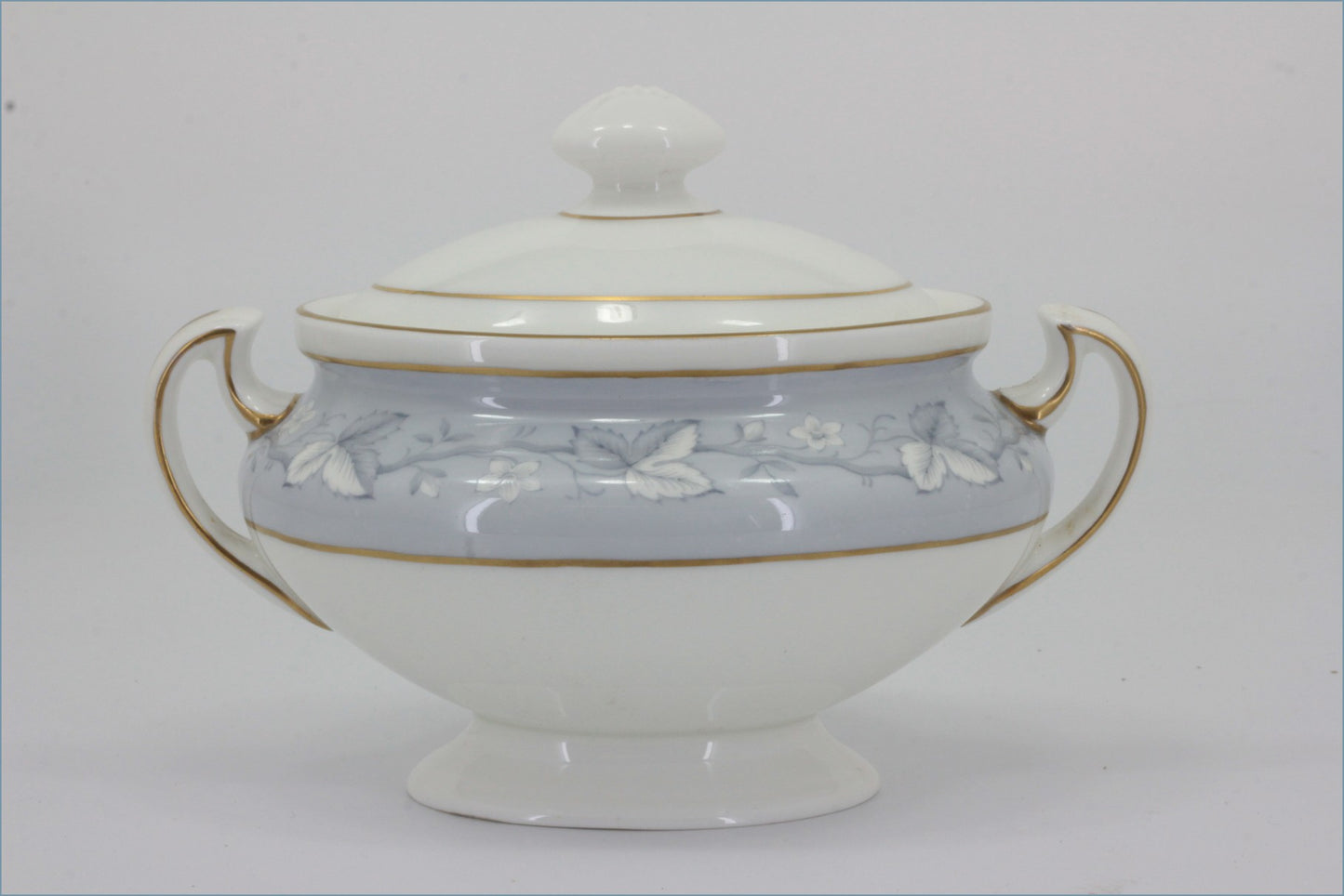 Royal Doulton - Queensbury (H4898) - Lidded Sugar Bowl