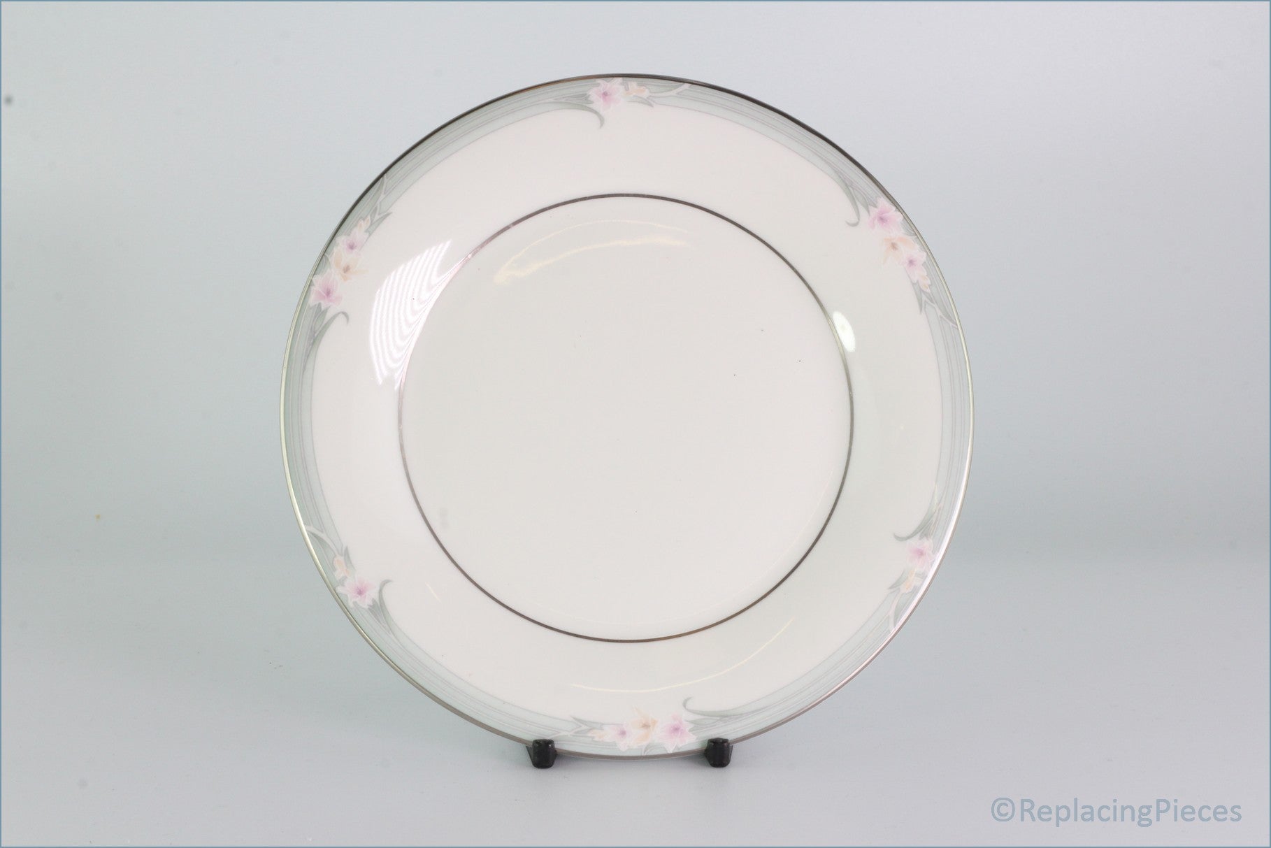 Royal Doulton - Sophistication (TC1157) - 6 1/2" Side Plate