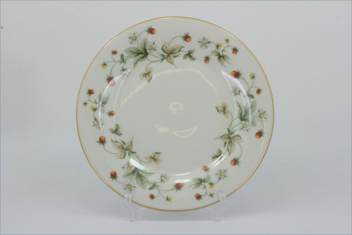 Royal Doulton - Strawberry Cream - 9" Luncheon Plate 