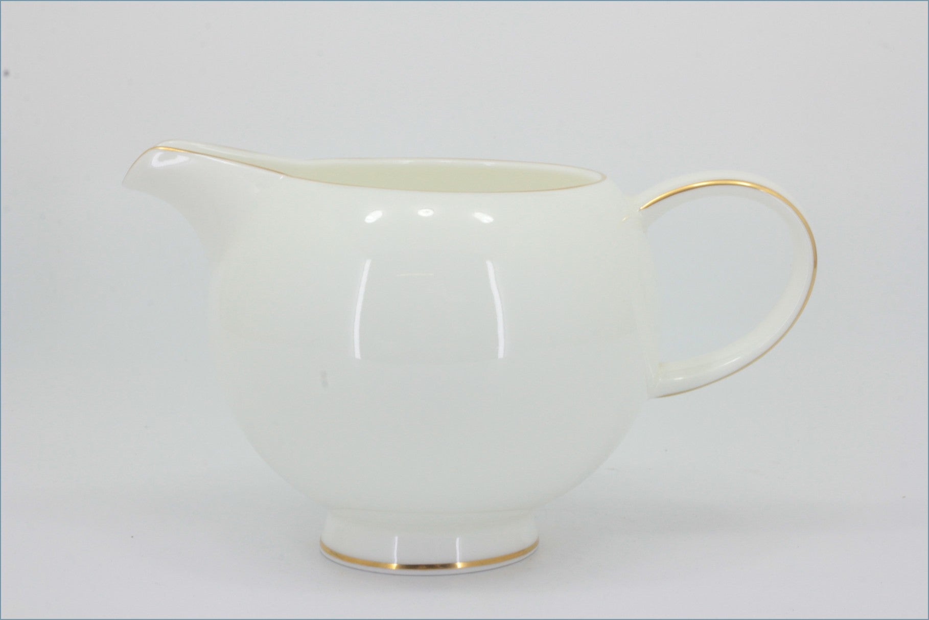 Royal Doulton - Symmetry Gold - Gravy Boat