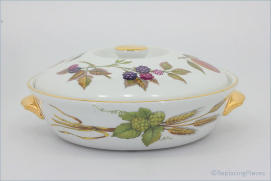 Royal Worcester - Evesham Gold - 1 1/2 Pint Casserole (Shape 22 Size 4 Knob Handle)