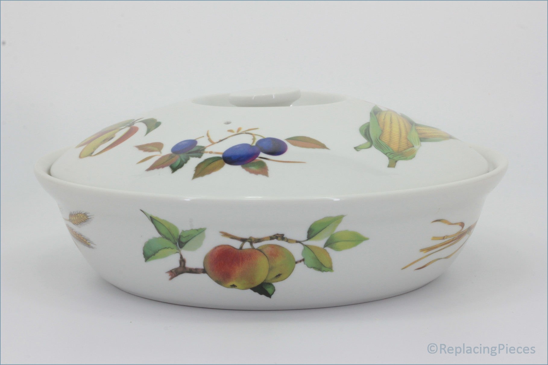 Royal Worcester - Evesham Gold - 3 Pint Casserole (Plain)