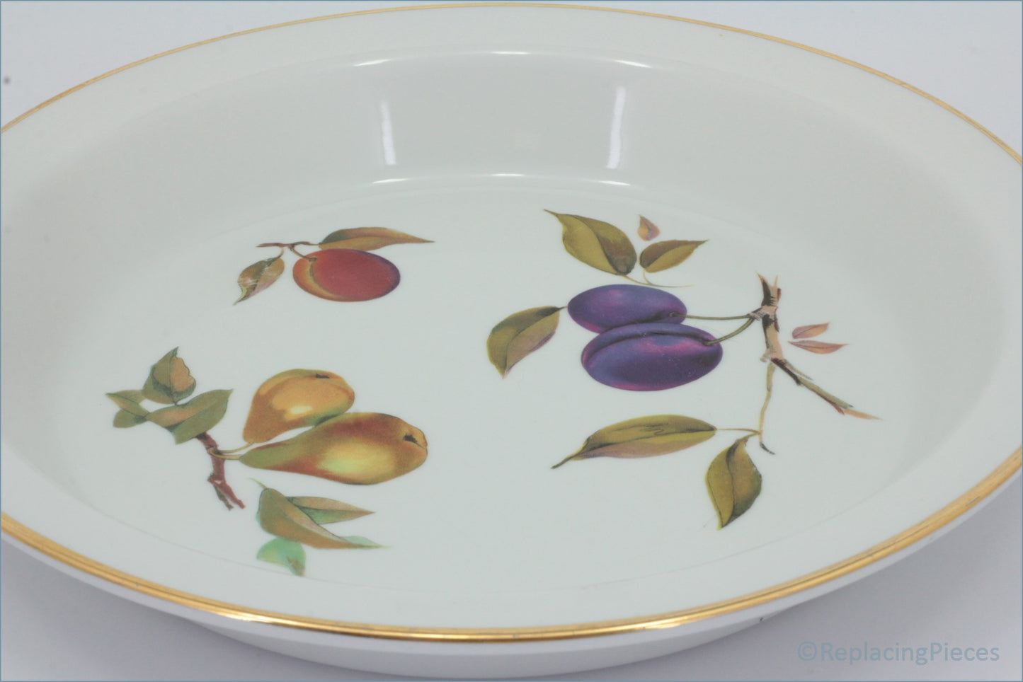 Royal Worcester - Evesham Gold - 10 5/8" Pie Dish (Round)