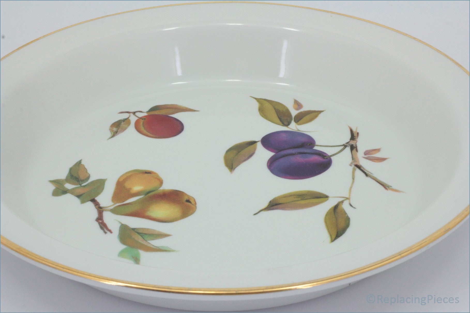 Royal Worcester - Evesham Gold - 10 5/8" Pie Dish (Round)