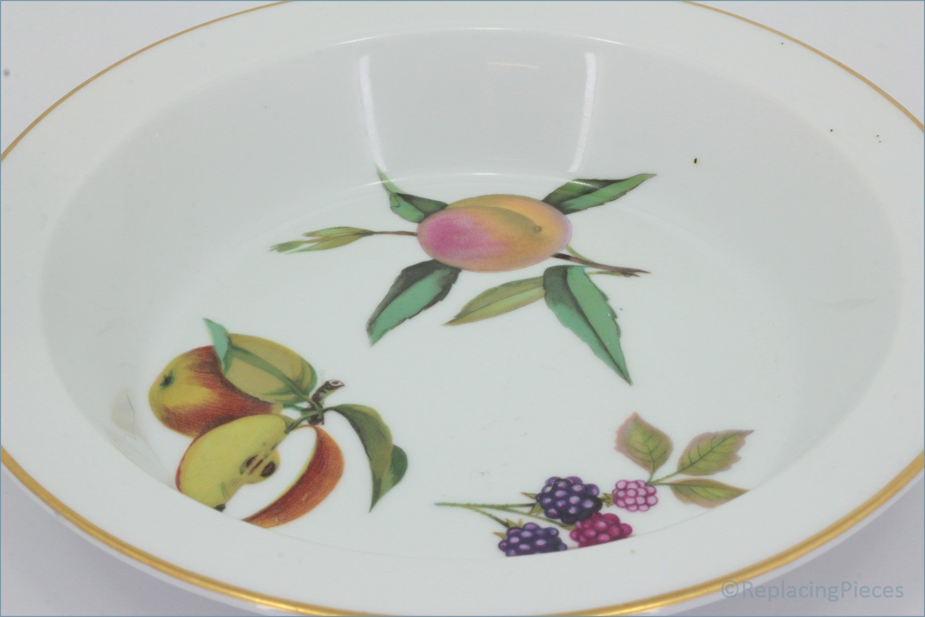Royal Worcester - Evesham Gold - 8 3/8" Pie Dish (Round) 