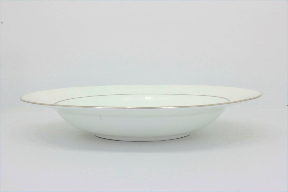 Royal Doulton - Signature Platinum - 9" Rimmed Bowl