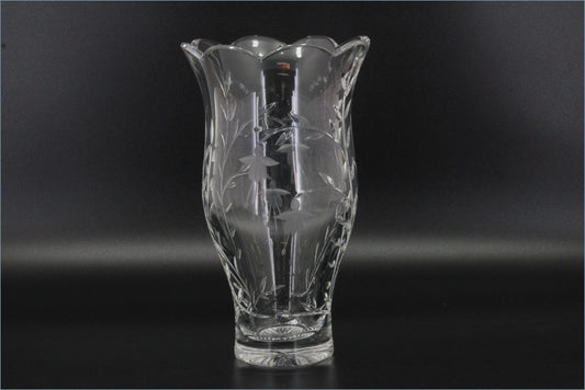 Stuart - Cascade - 10" Tall Flower Vase