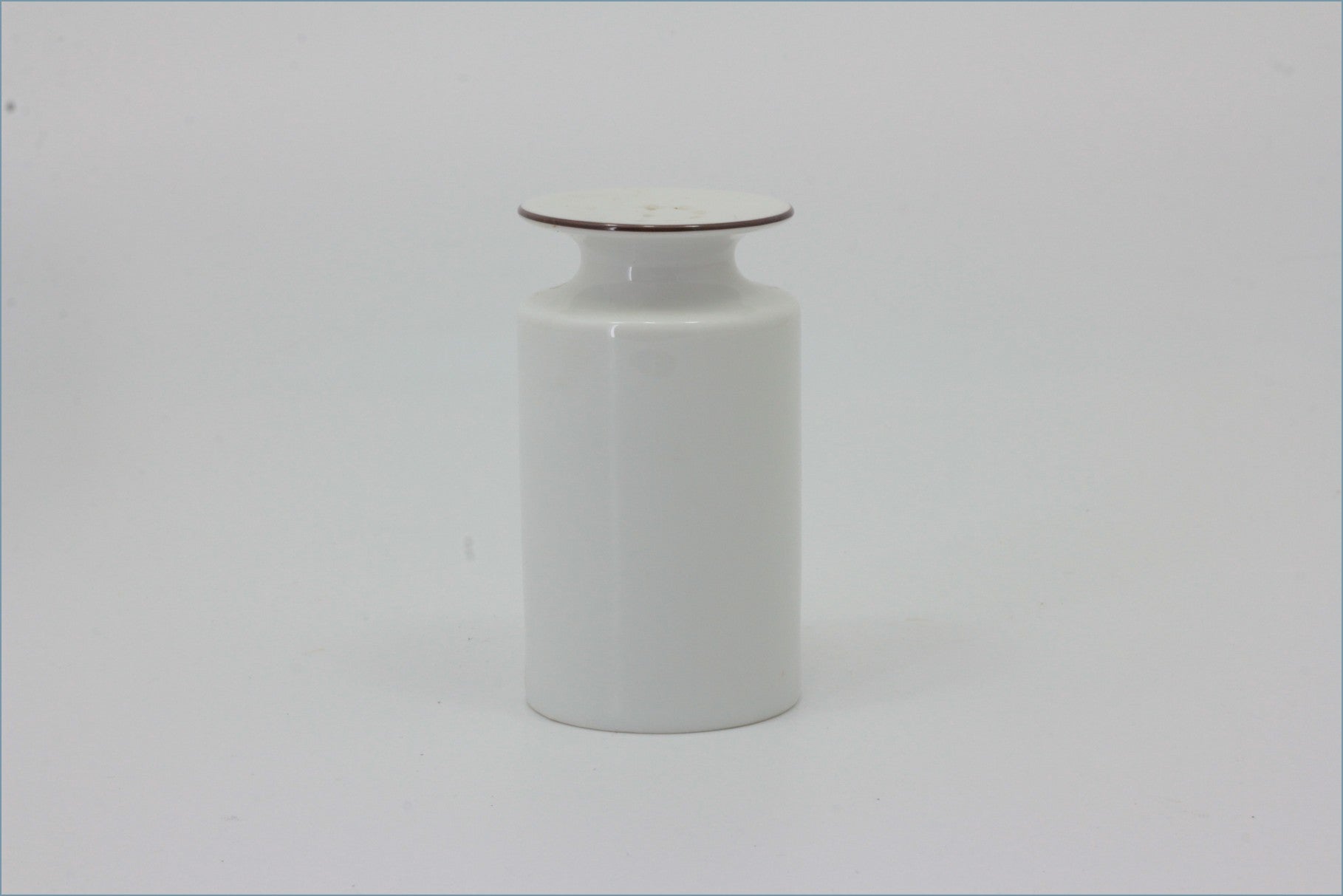 Thomas - Medaillon Brown - Pepper Pot 