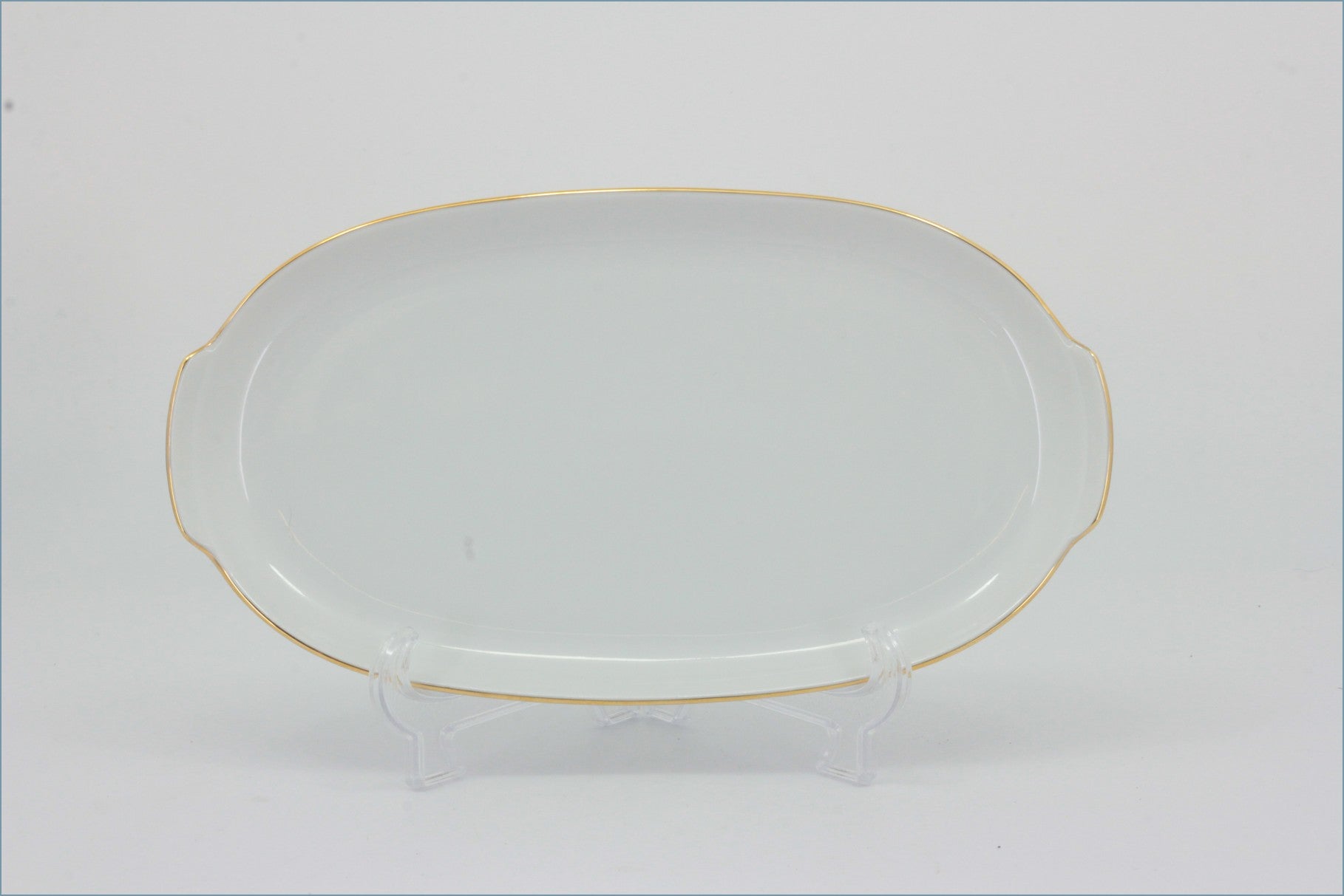 Thomas - White With Thin Gold Band - 7 3/4" Entree Dish
