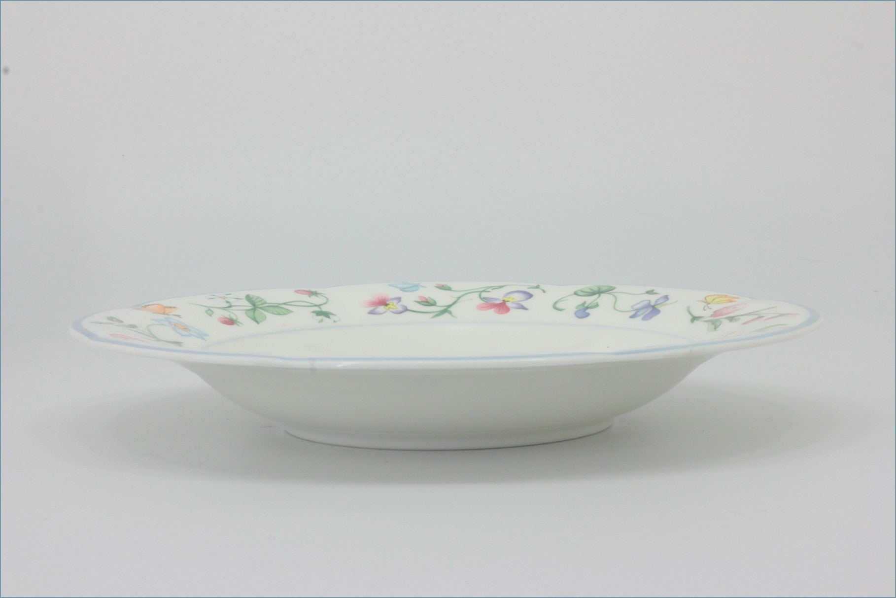 Villeroy & Boch - Mariposa - 9 1/4" Rimmed Bowl