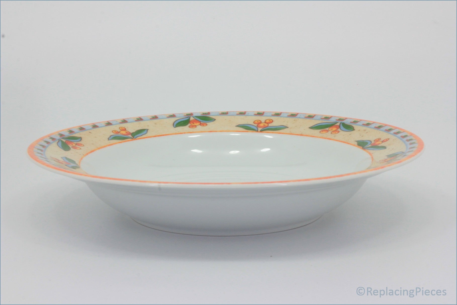 Villeroy & Boch - Switch 4 (Naranja) - 8 1/2" Rimmed Bowl 