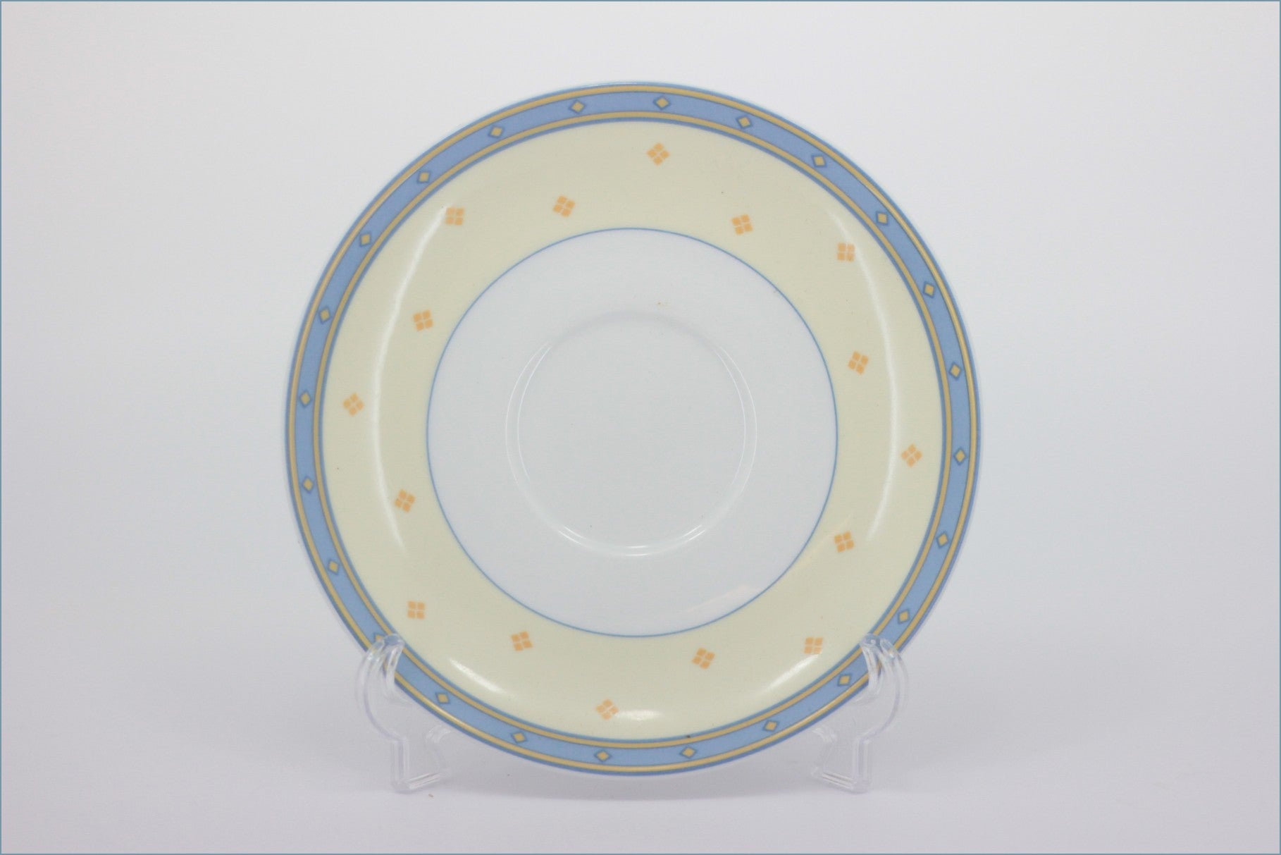 Wedgwood - Capri - Tea Saucer