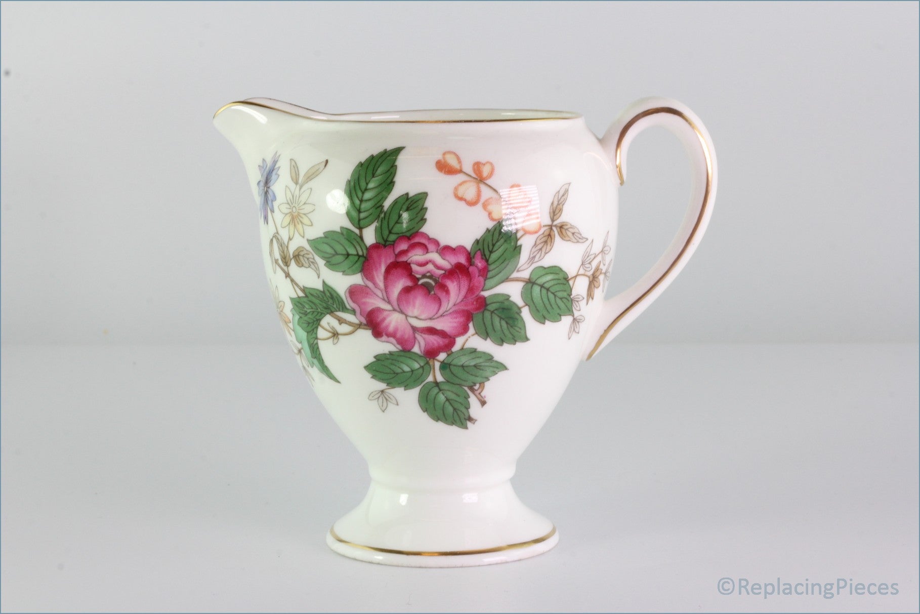 Wedgwood - Charnwood (WD3984) - Cream Jug