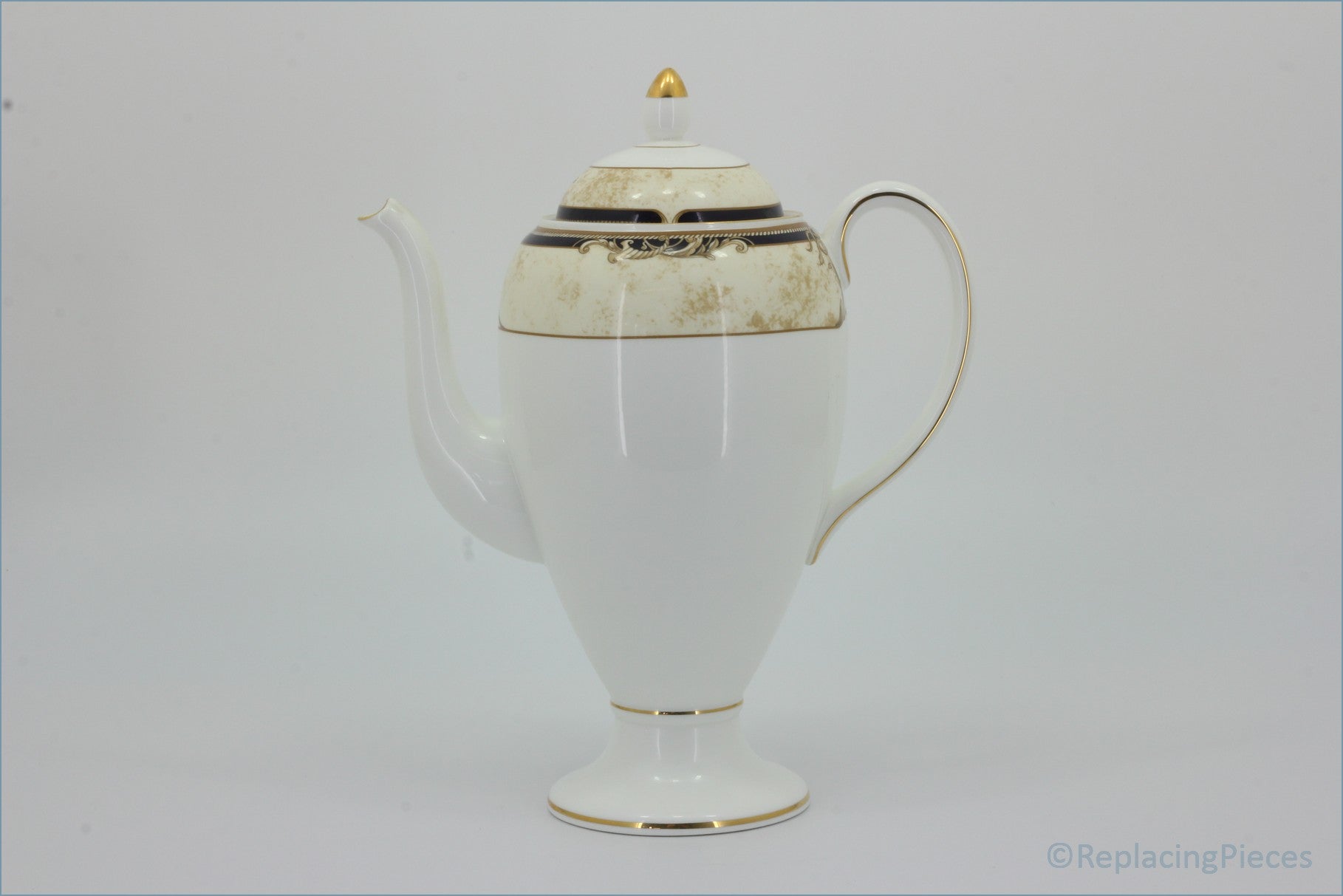 Wedgwood - Cornucopia - Coffee Pot