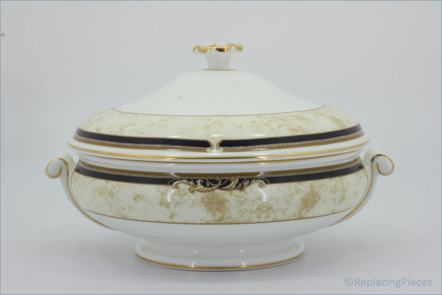 Wedgwood - Cornucopia - Lidded Vegetable Dish