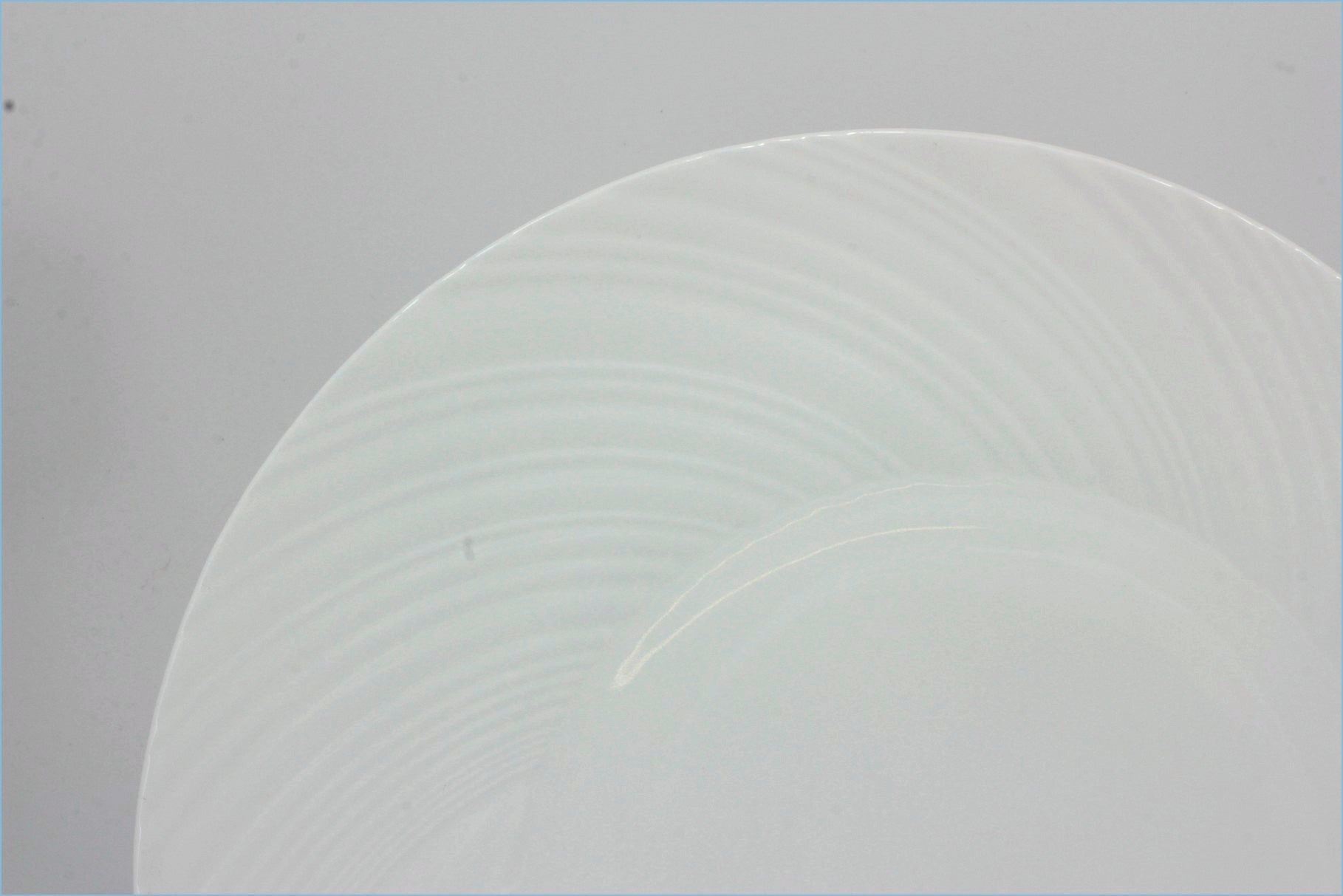Wedgwood - Ethereal 101 - 11 3/8" Round Dinner Plate