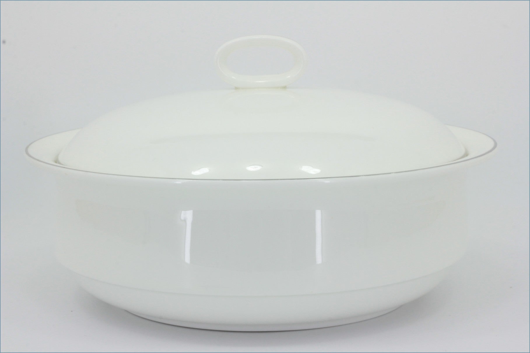 Wedgwood - Formal Platinum - Lidded Vegetable Dish