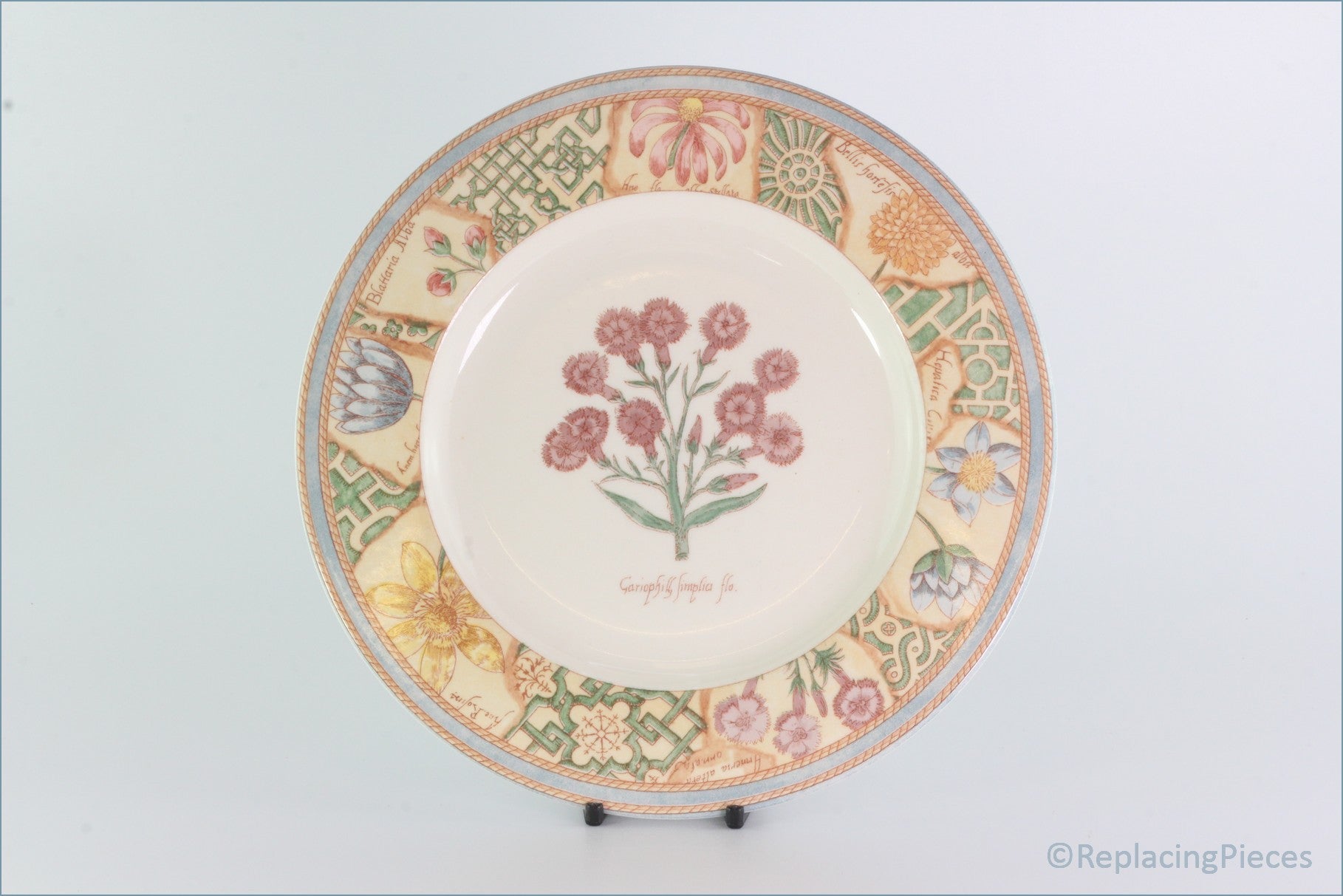 Wedgwood - Garden Maze - 8 1/4" Salad Plate (Pink Flower)