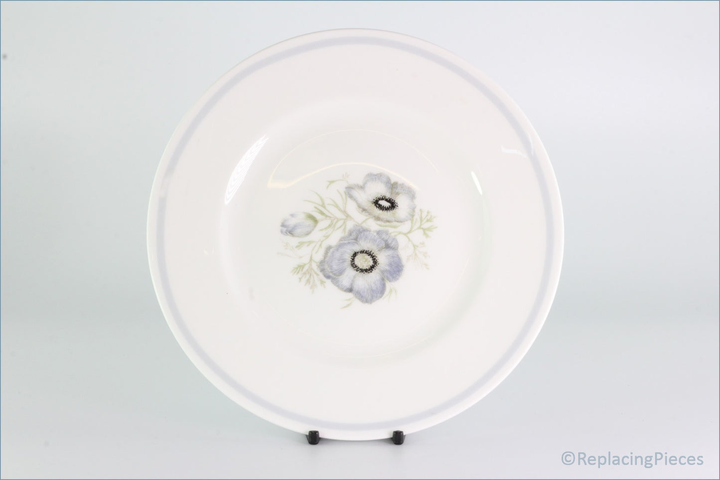 Wedgwood - Glen Mist (Modern) - 8 1/8" Salad Plate