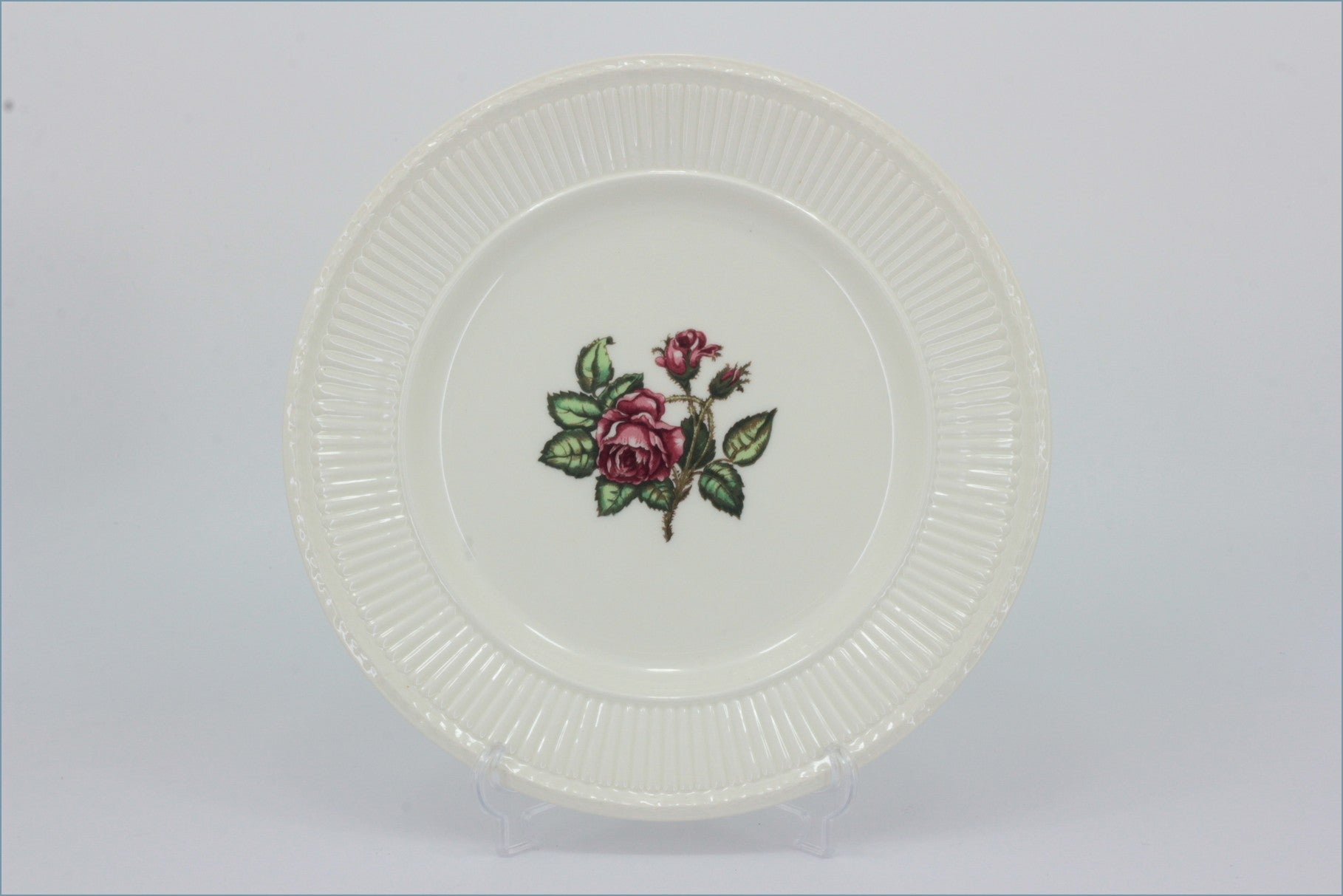 Wedgwood - Moss Rose - 9" Luncheon Plate
