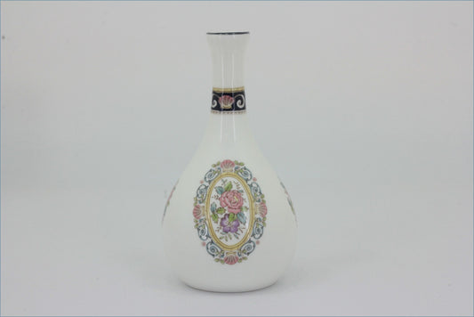 Wedgwood - Runnymede (W4472) - Bud Vase