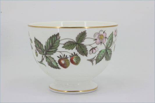 Wedgwood - Strawberry Hill - Sugar Bowl (Tea)