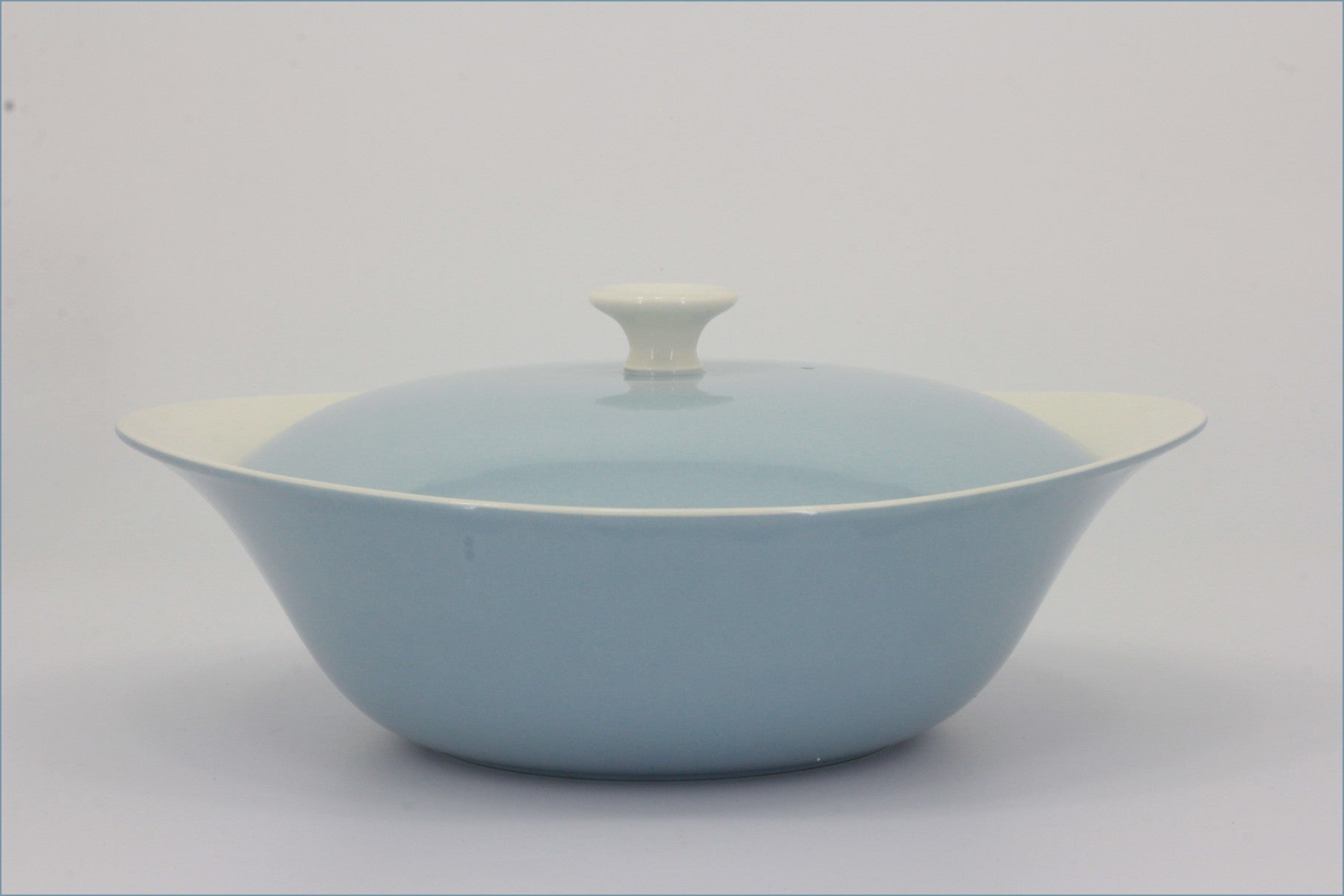 Wedgwood - Summer Sky - Lidded Vegetable Dish