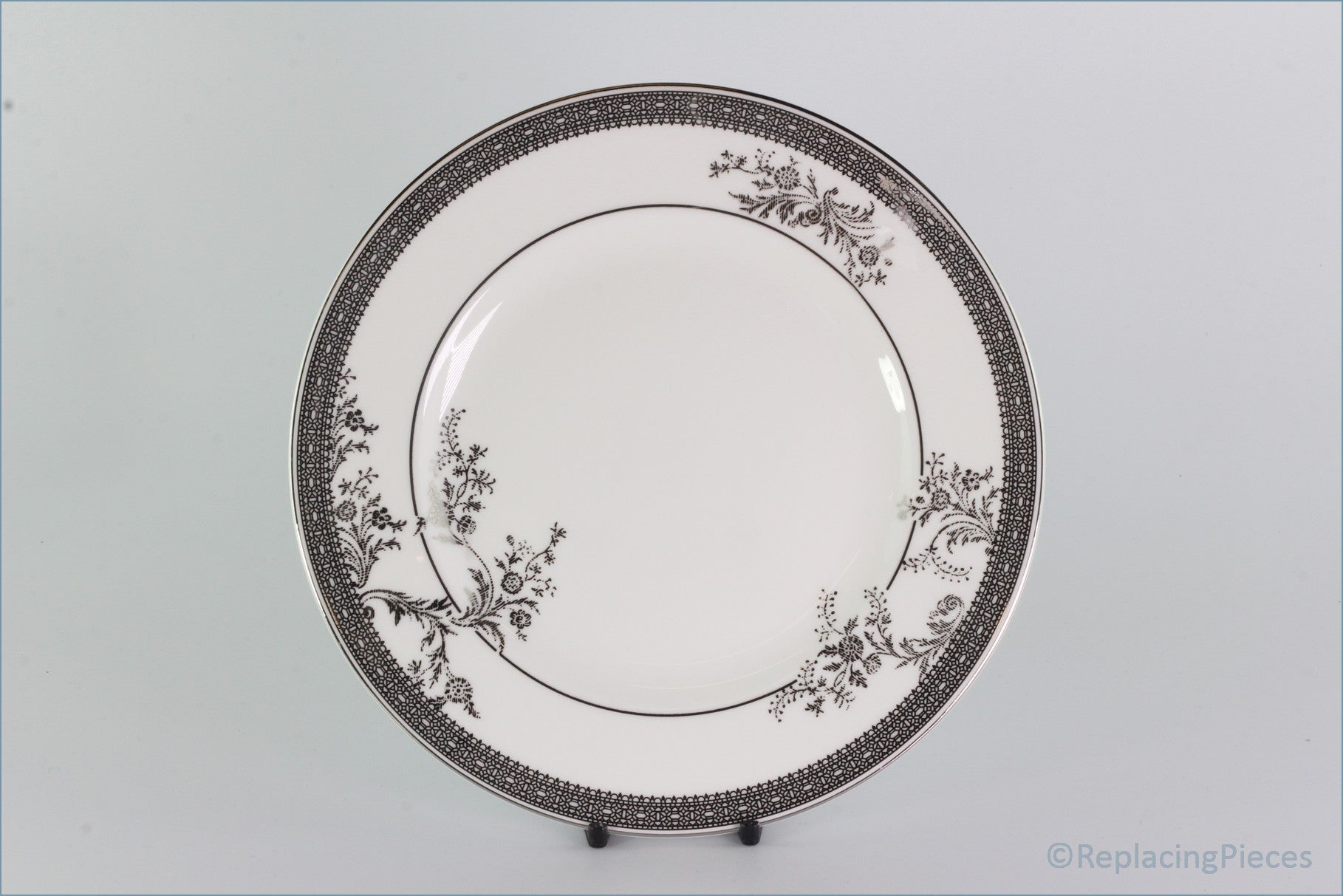 Wedgwood - Vera Wang Lace (Platinum) - 8 1/4" Salad Plate (Accent)