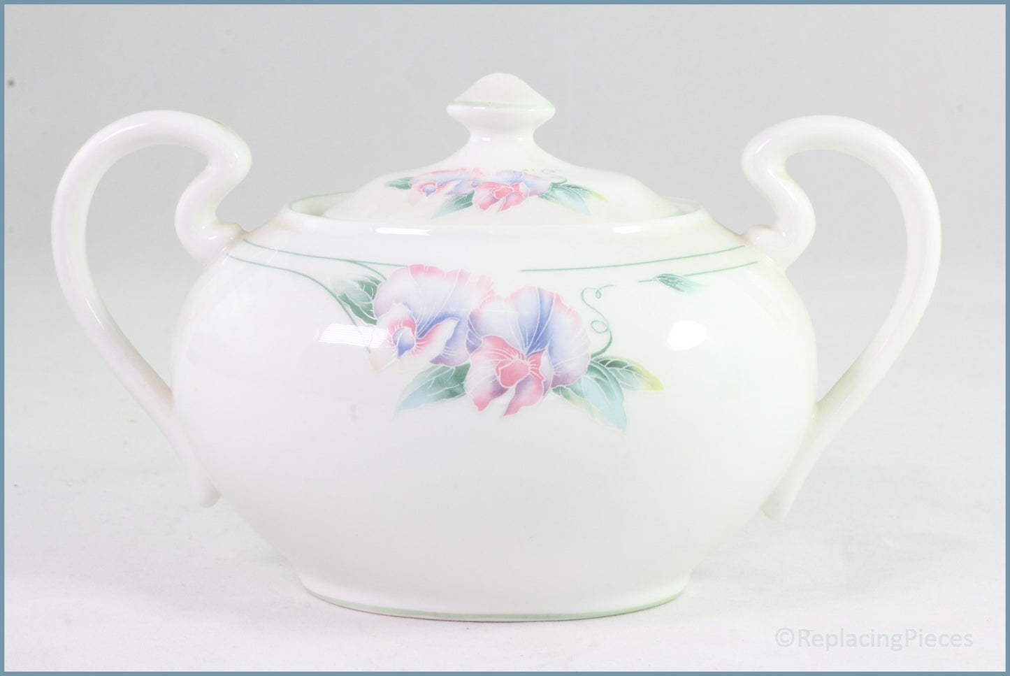 Aynsley - Little Sweetheart - Lidded Sugar Bowl